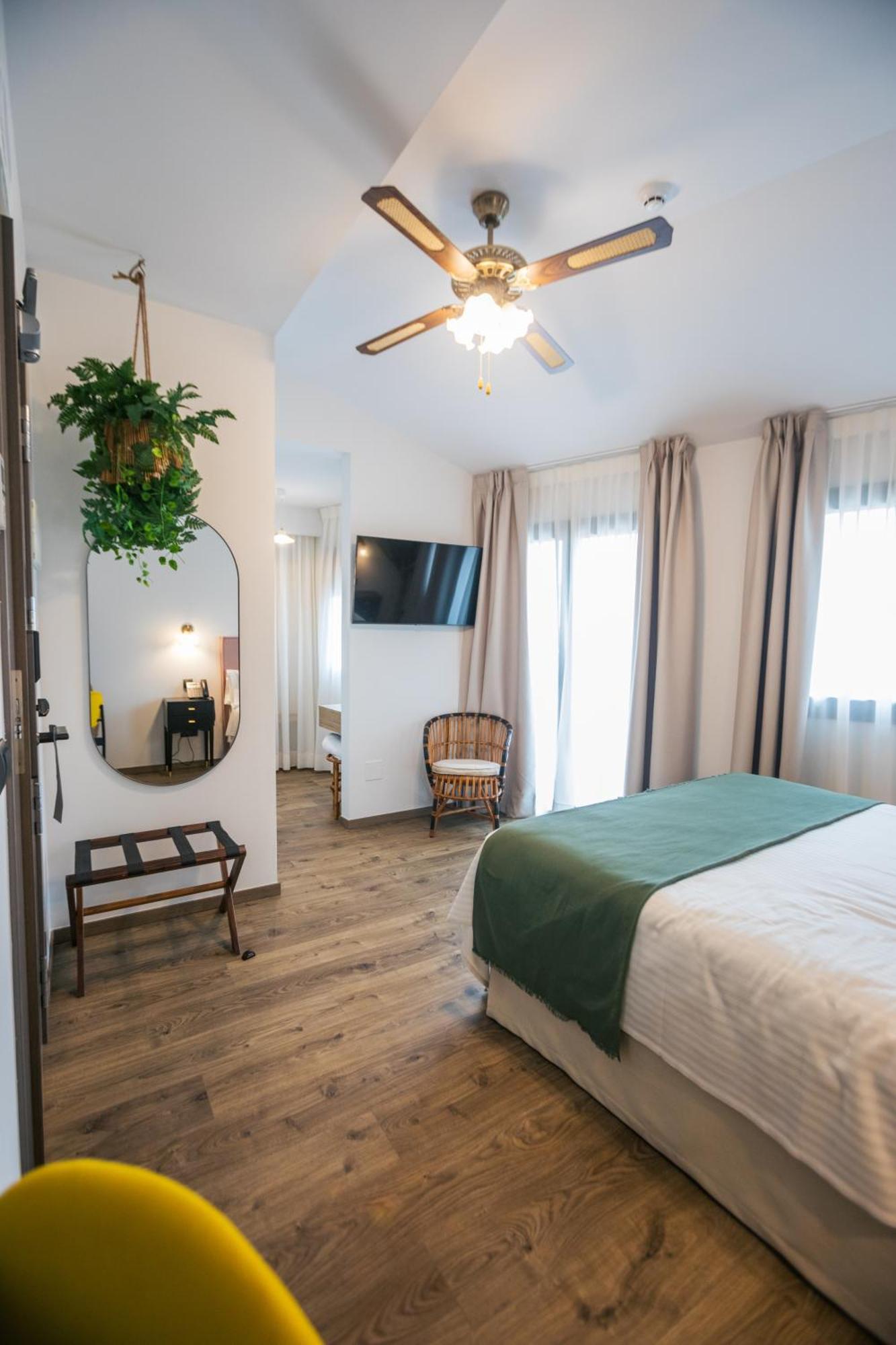 Le Petit Boutique Hotel (Adults Only) Santander Dış mekan fotoğraf